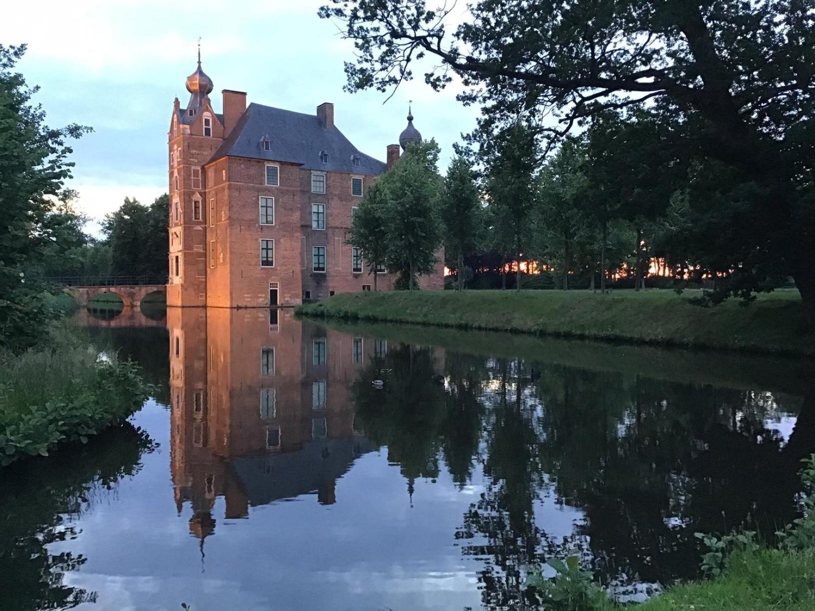 Dennenhuis Vaassen Exteriör bild
